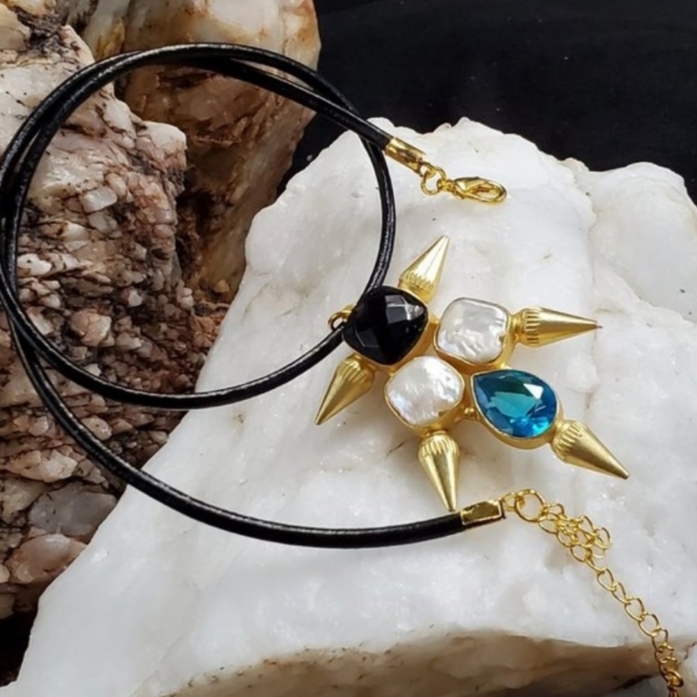 GENUINE LEATHER NECKLACE NATURAL STONES SILVER GOLD PENDANT